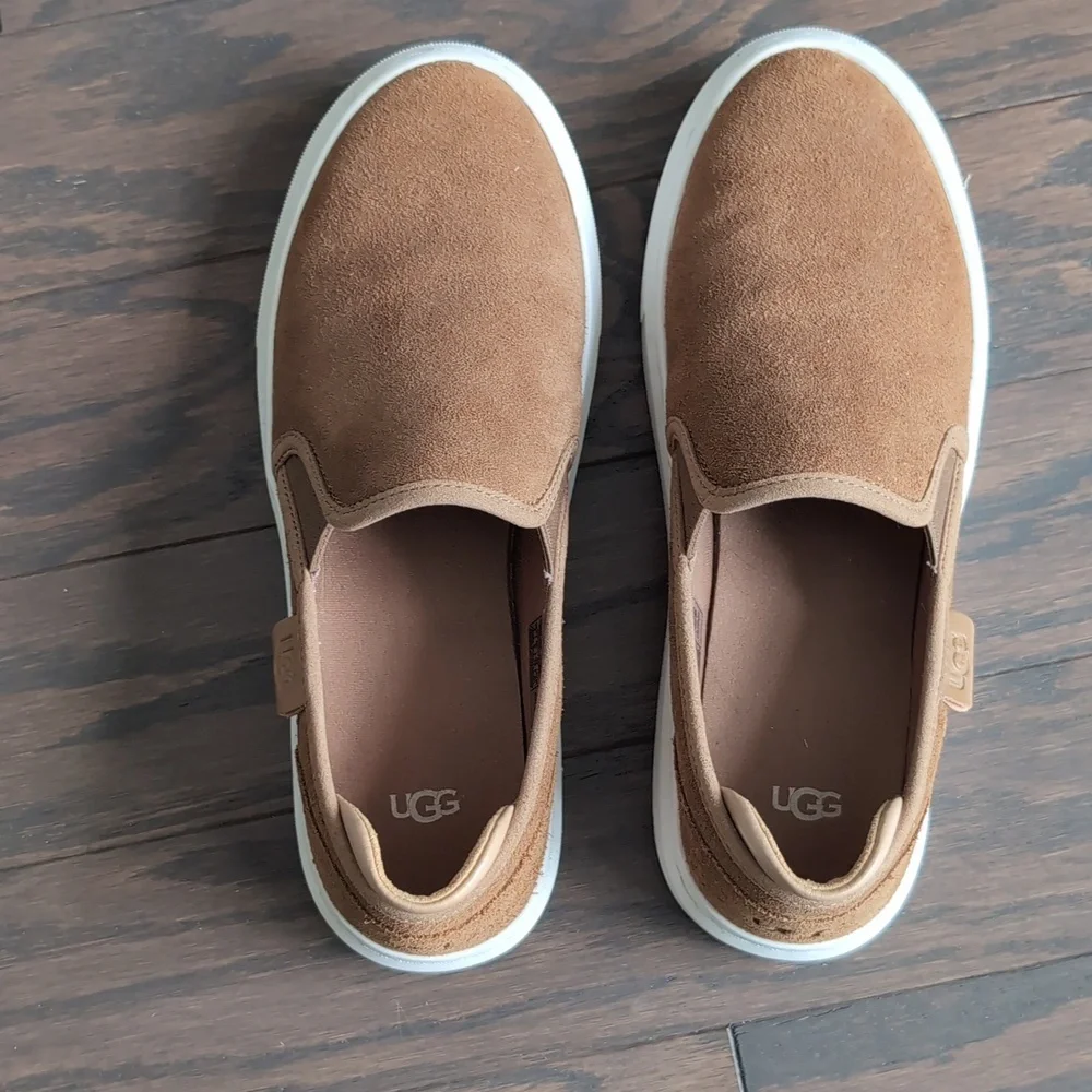 UGG Camel Slip On Sneakers Size 7 - Picture 6 of 11